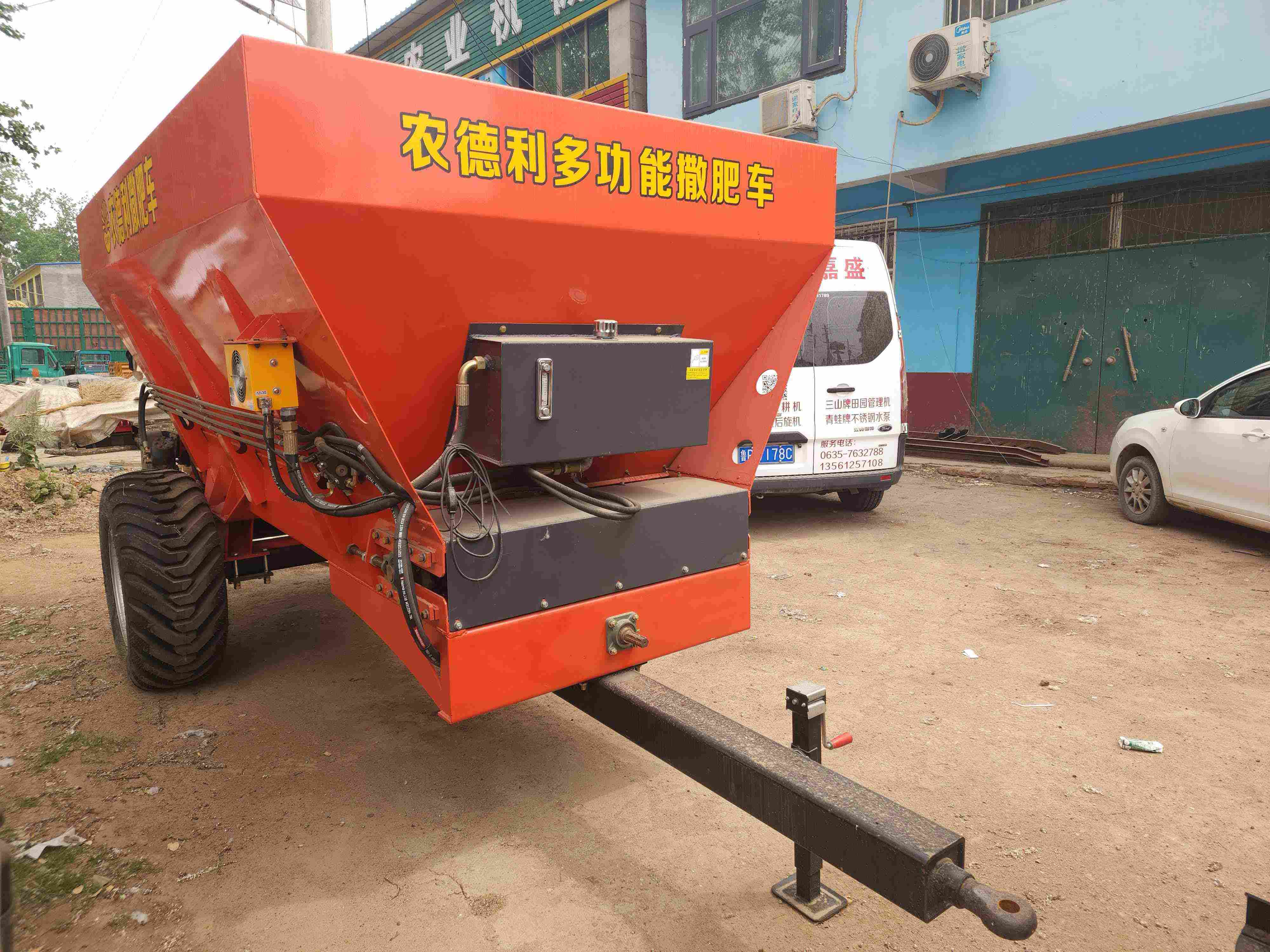凉山彝族自治州多功能撒粪车大型撒粪车 - 方案